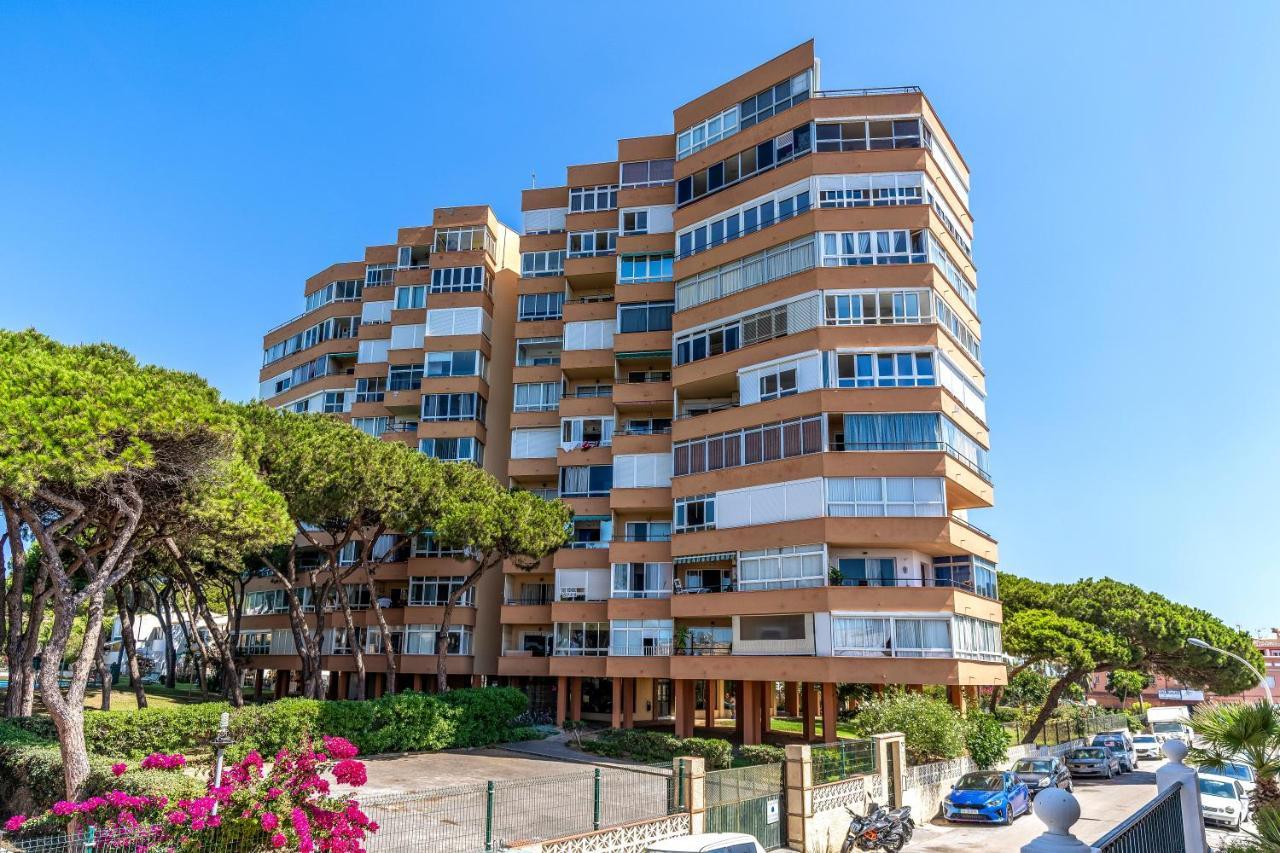 Modern Studio Apartment With Sea Views 5 Min From The Beach Sitio de Calahonda Bagian luar foto