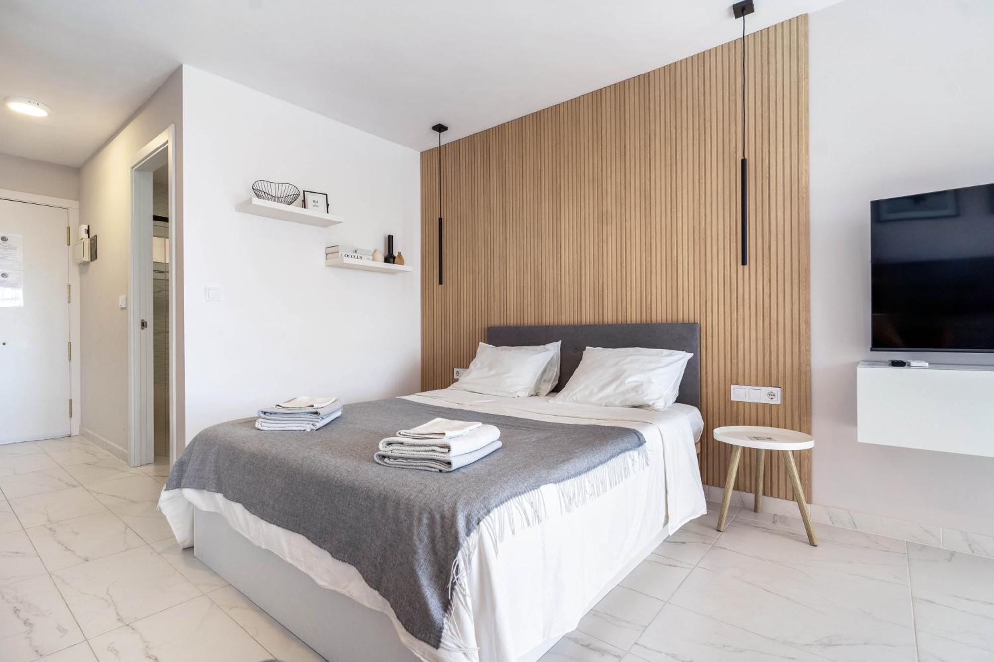 Modern Studio Apartment With Sea Views 5 Min From The Beach Sitio de Calahonda Bagian luar foto